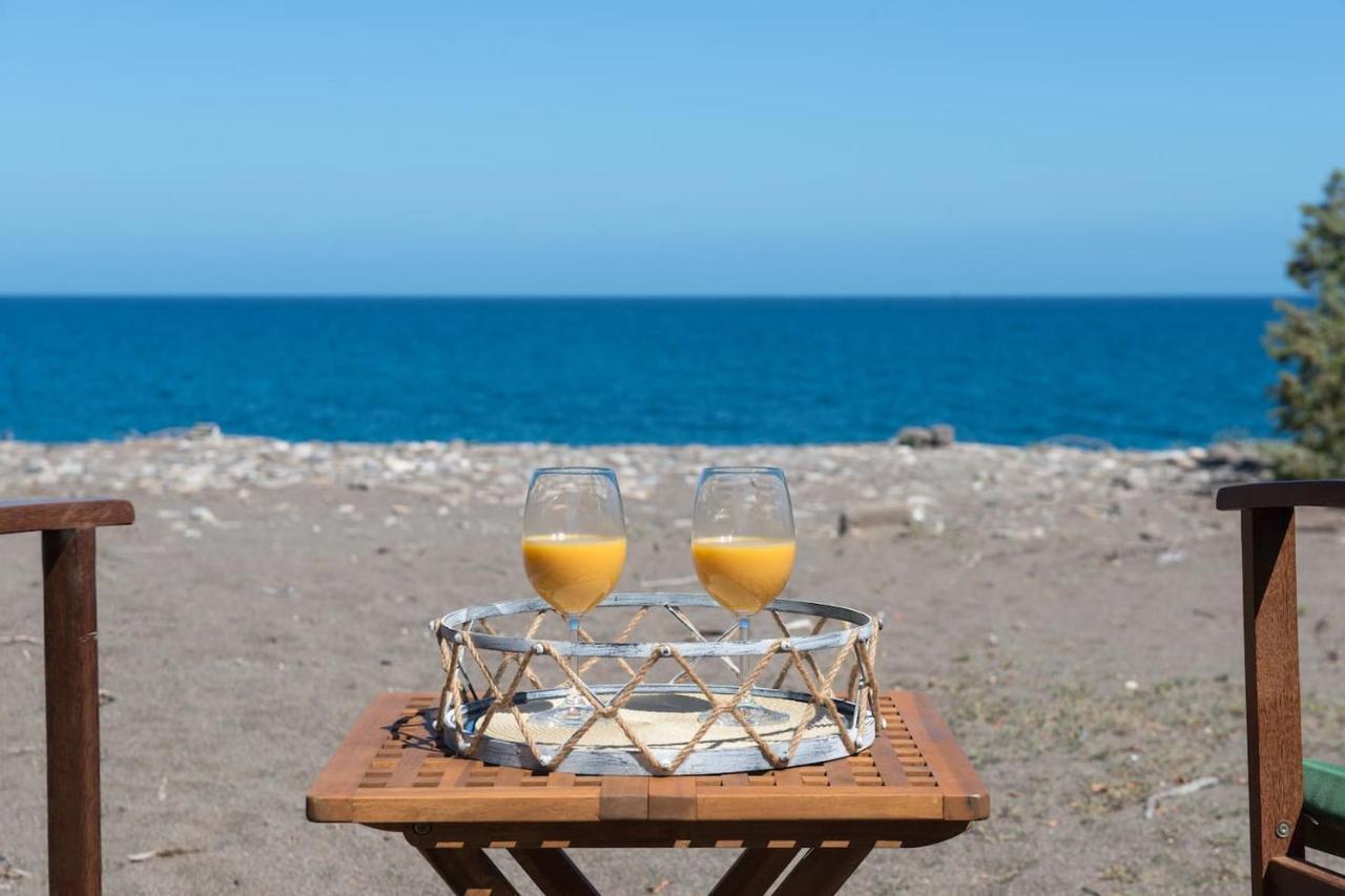 Cedrus And Sea, Beachfront House, Gennadi, Rhodes Apartment *